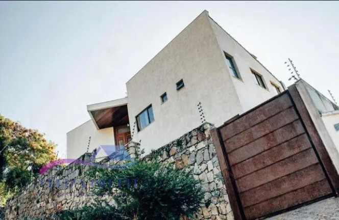 Imagem Casa com 4 Quartos à Venda, 300 m² em Praia Da Costa - Vila Velha Imagem Casa com 4 Quartos à Venda, 300 m² em Praia Da Costa - Vila Velha