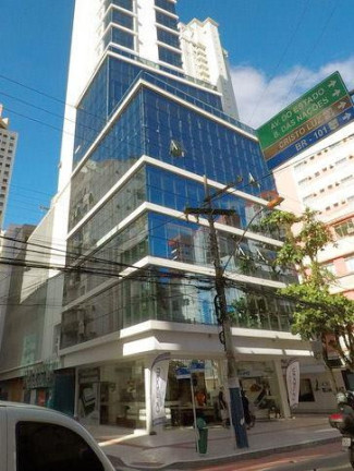 Imagem Apartamento com 4 Quartos à Venda, 144 m² em Centro - Balneário Camboriú Imagem Apartamento com 4 Quartos à Venda, 144 m² em Centro - Balneário Camboriú