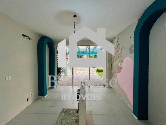 Foto do imóvel Casa com 6 Quartos à Venda, 250 m² em Santo Antônio - São Caetano Do Sul