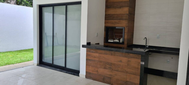 Imagem Casa com 3 Quartos à Venda, 318 m² em Loteamento Residencial Parque Das Araucárias - Tremembé