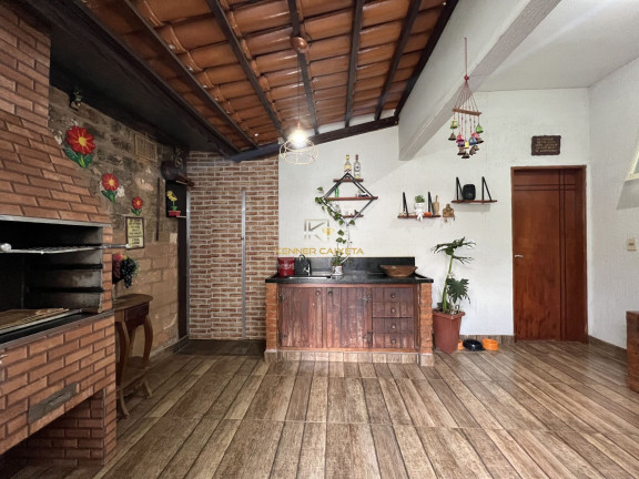 Imagem Casa com 3 Quartos à Venda, 251 m² em Caiçaras - Patos De Minas Imagem Casa com 3 Quartos à Venda, 251 m² em Caiçaras - Patos De Minas