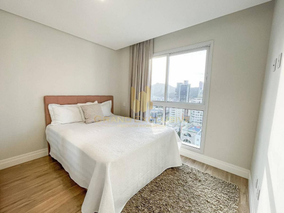 Imagem Apartamento com 3 Quartos à Venda, 126 m² em Centro - Balneário Camboriú