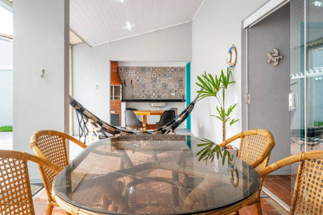 Imagem Casa com 3 Quartos à Venda, 300 m² em Praia Grande - Ubatuba Imagem Casa com 3 Quartos à Venda, 300 m² em Praia Grande - Ubatuba