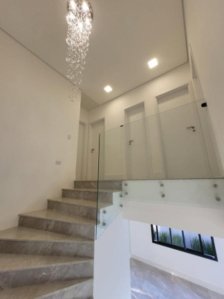 Imagem Casa com 4 Quartos à Venda, 157 m² em Villas Do Jaguari - Santana De Parnaíba Imagem Casa com 4 Quartos à Venda, 157 m² em Villas Do Jaguari - Santana De Parnaíba