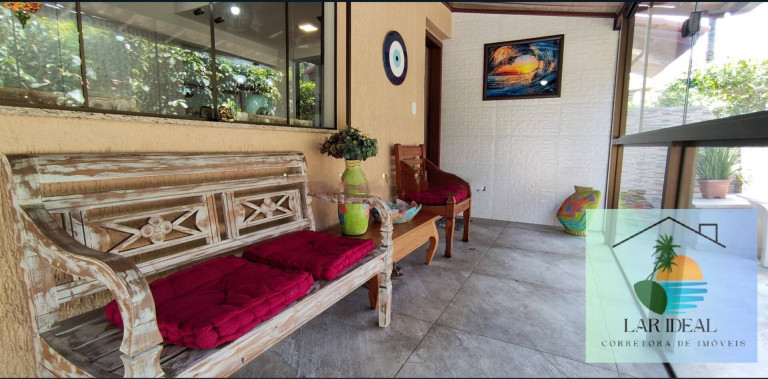Imagem Casa com 5 Quartos à Venda, 250 m² em Centro - Búzios Imagem Casa com 5 Quartos à Venda, 250 m² em Centro - Búzios