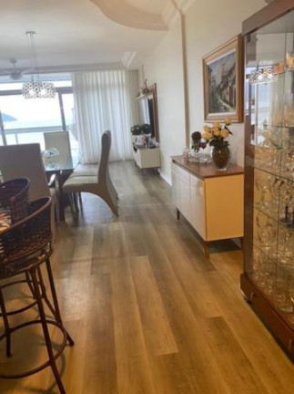 Imóvel com 3 Quartos à Venda, 162 m² em Gonzaga - Santos