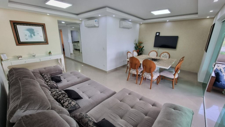 Imagem Apartamento com 3 Quartos à Venda, 135 m² em Pitangueiras - Guarujá