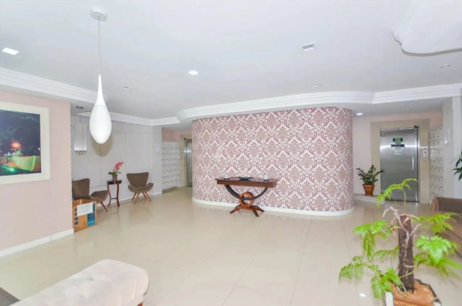 Imagem Apartamento com 3 Quartos à Venda, 76 m² em Portão - Curitiba