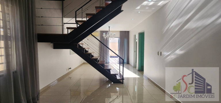 Imagem Casa de Condomínio com 4 Quartos para Alugar, 181 m² em Novo Aleixo - Manaus
