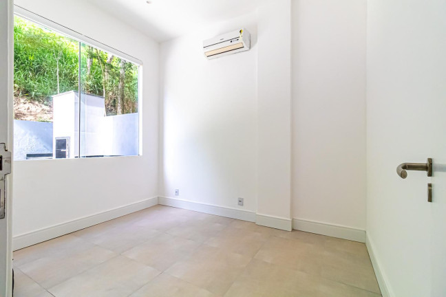 Imagem Casa com 4 Quartos à Venda, 436 m² em Vila Progresso - Niterói