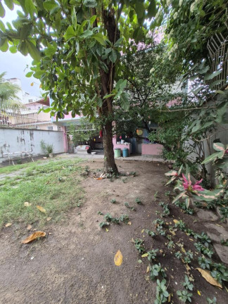 Imagem Casa com 9 Quartos à Venda, 423 m² em Meier - Rio De Janeiro Imagem Casa com 9 Quartos à Venda, 423 m² em Meier - Rio De Janeiro