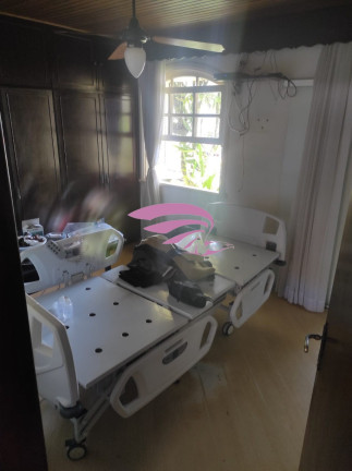 Imagem Casa com 2 Quartos à Venda, 195 m² em Portão - Curitiba