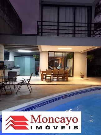 Imagem Sobrado com 3 Quartos à Venda, 381 m² em Poiares - Caraguatatuba