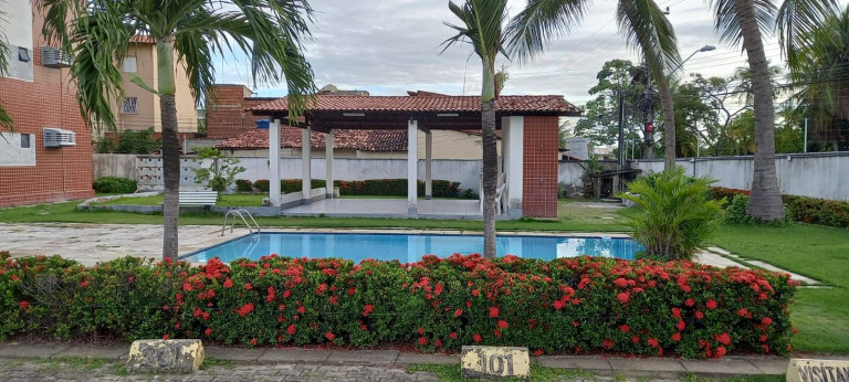 Apartamento com 3 Quartos à Venda,  em Cidade Dos Funcionários - Fortaleza