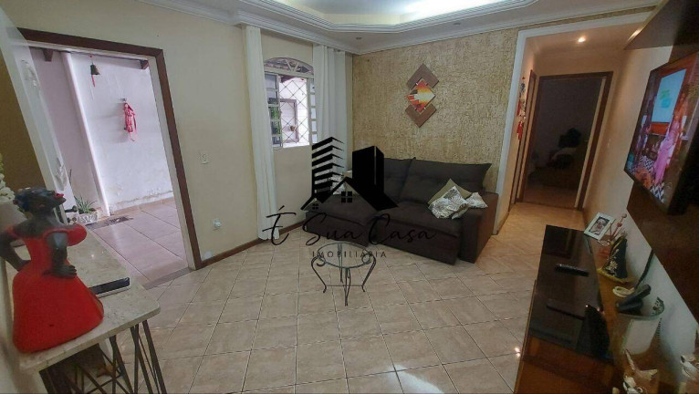Casa com 3 Quartos à Venda, 210 m² em Colonial - Contagem