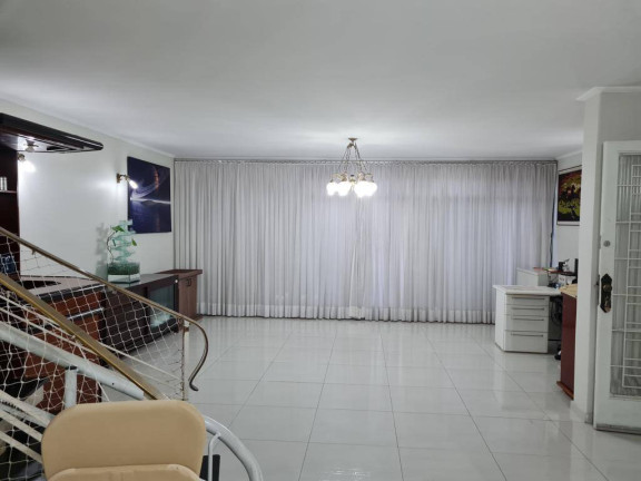 Imagem Casa com 5 Quartos à Venda, 282 m² em Bosque Da Saúde - São Paulo
