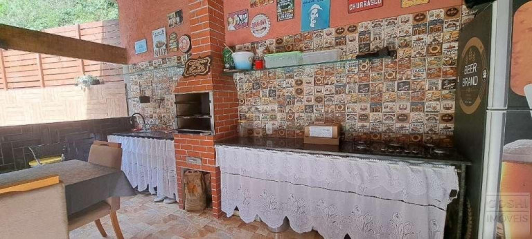 Imagem Casa com 5 Quartos à Venda, 240 m² em Araras - Teresópolis Imagem Casa com 5 Quartos à Venda, 240 m² em Araras - Teresópolis