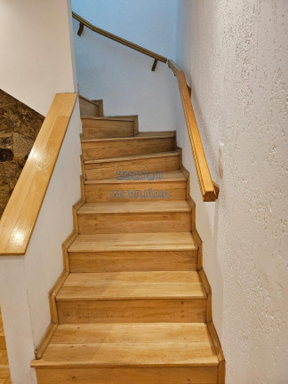 Imagem Sobrado com 3 Quartos à Venda, 156 m² Imagem Sobrado com 3 Quartos à Venda, 156 m²