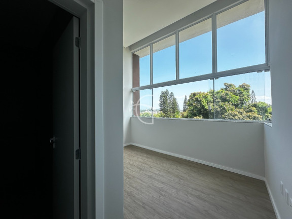 Imagem Imóvel com 3 Quartos à Venda, 185 m² em Costa E Silva - Joinville Imagem Imóvel com 3 Quartos à Venda, 185 m² em Costa E Silva - Joinville