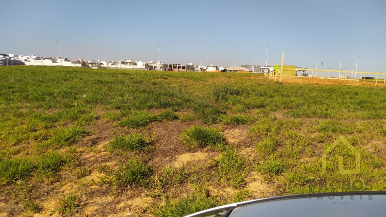 Terreno à Venda, 300 m² em Jardim Residencial Dona Maria Candida - Indaiatuba