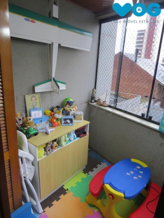Imagem Imóvel com 2 Quartos à Venda, 180 m² em Jardim Itu - Porto Alegre Imagem Imóvel com 2 Quartos à Venda, 180 m² em Jardim Itu - Porto Alegre