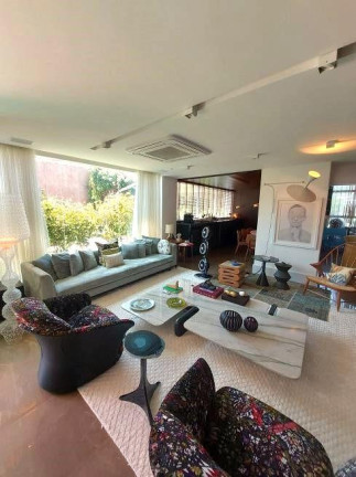 Imagem Casa com 4 Quartos à Venda, 500 m² em De Lourdes - Fortaleza Imagem Casa com 4 Quartos à Venda, 500 m² em De Lourdes - Fortaleza