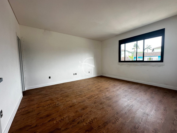 Imagem Casa com 3 Quartos à Venda, 187 m² em Saguaçu - Joinville Imagem Casa com 3 Quartos à Venda, 187 m² em Saguaçu - Joinville