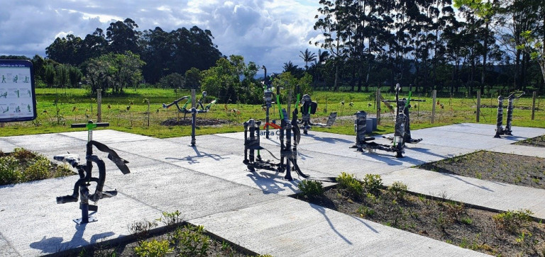 Imagem Terreno à Venda, 360 m² em Canasvieiras - Florianópolis Imagem Terreno à Venda, 360 m² em Canasvieiras - Florianópolis