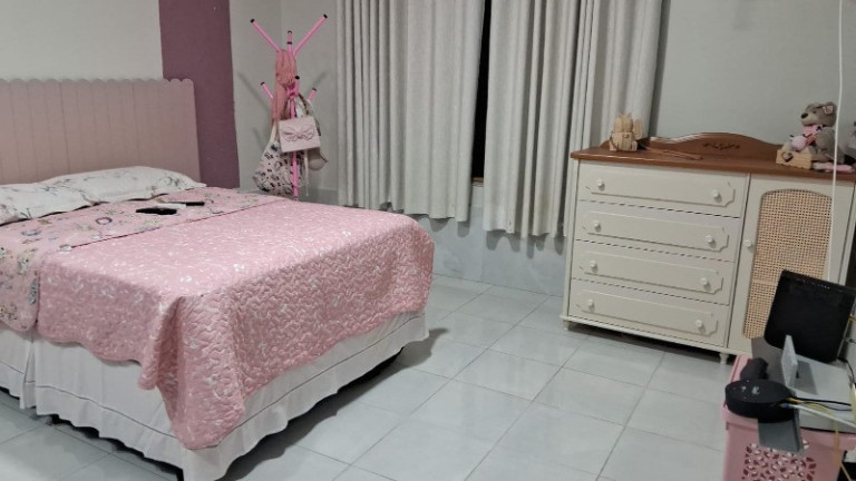 Imagem Casa com 4 Quartos à Venda, 190 m² em Parque 10 De Novembro - Manaus