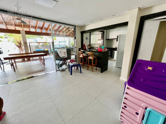 Imagem Casa com 3 Quartos à Venda, 162 m² em Florida - Praia Grande Imagem Casa com 3 Quartos à Venda, 162 m² em Florida - Praia Grande
