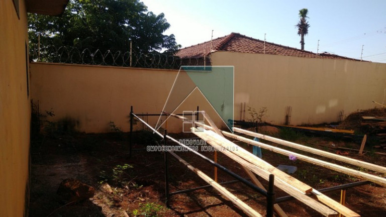 Imagem Casa com 1 Quarto à Venda, em Planalto Verde - Ribeirão Preto Imagem Casa com 1 Quarto à Venda, em Planalto Verde - Ribeirão Preto