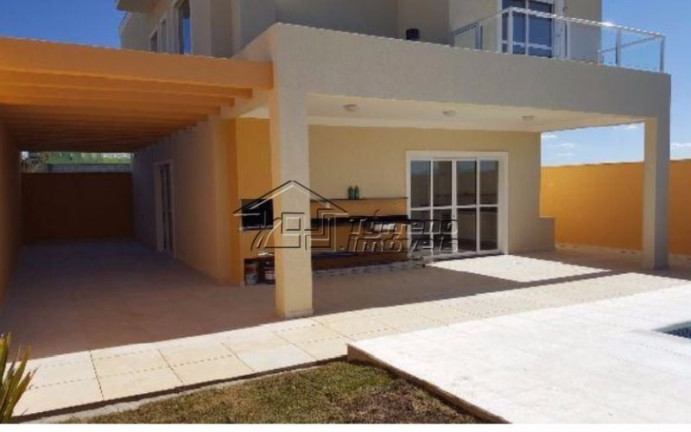 Casa de Condomínio com 3 Quartos à Venda, 200 m² em Bairro Do Grama - Caçapava