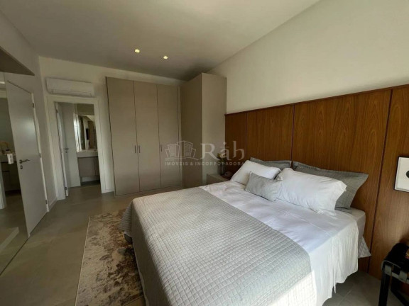 Imagem Cobertura com 4 Quartos à Venda, 264 m² em Centro - Balneário Camboriú