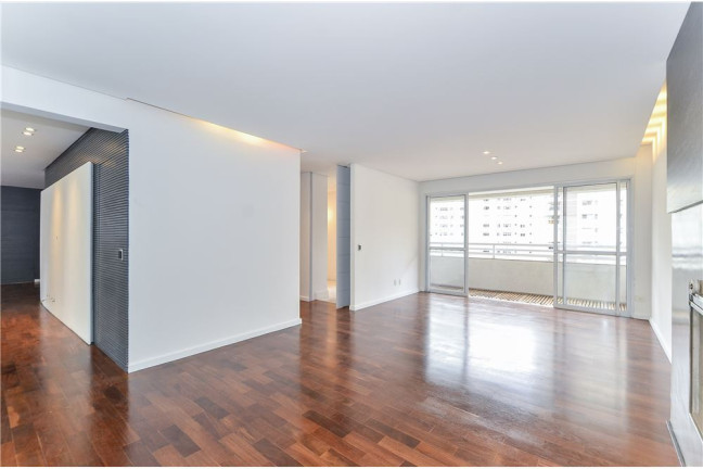 Imagem Apartamento com 3 Quartos à Venda, 235 m² em Vila Suzana - São Paulo