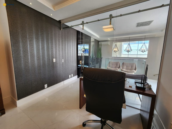 Imagem Cobertura com 3 Quartos à Venda, 317 m² em Agronômica - Florianópolis Imagem Cobertura com 3 Quartos à Venda, 317 m² em Agronômica - Florianópolis