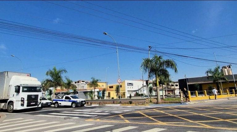 Imagem Sala Comercial à Venda, 150 m² em Vila Amorim - Suzano Imagem Sala Comercial à Venda, 150 m² em Vila Amorim - Suzano