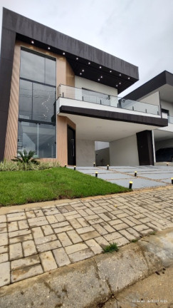 Imagem Casa com 4 Quartos à Venda, 241 m² em Ponta Negra - Manaus