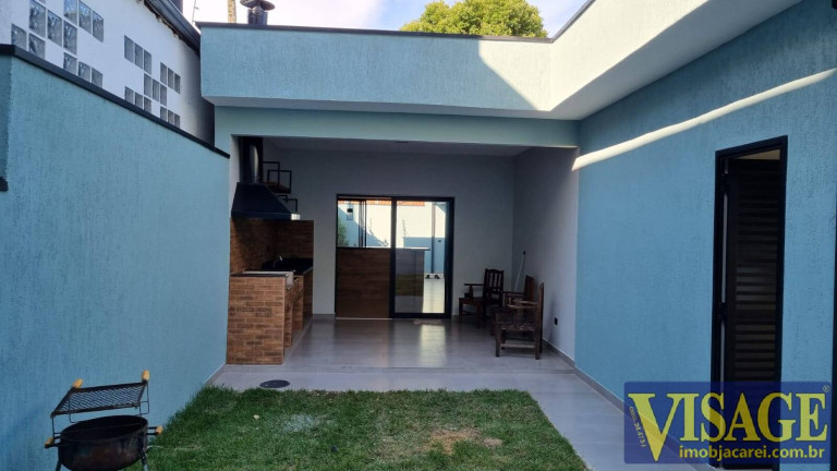 Casa com 3 Quartos para Alugar,  em Jardim Siesta - Jacareí