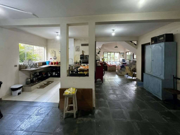 Imagem Casa com 4 Quartos à Venda, 303 m² em Vila Diva - Carapicuíba
