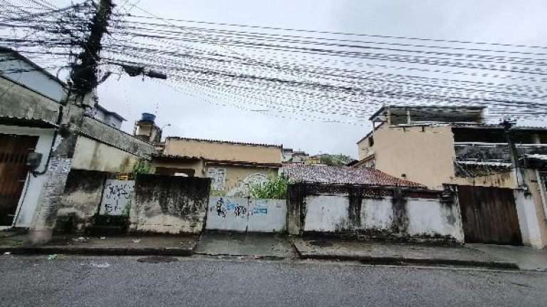 Casa com 2 Quartos à Venda, 296 m² em Vila Valqueire - Rio De Janeiro