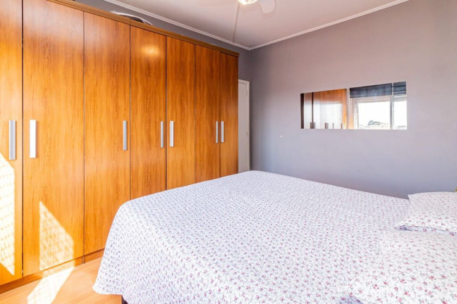 Imagem Apartamento com 3 Quartos à Venda, 65 m² em São João - Porto Alegre