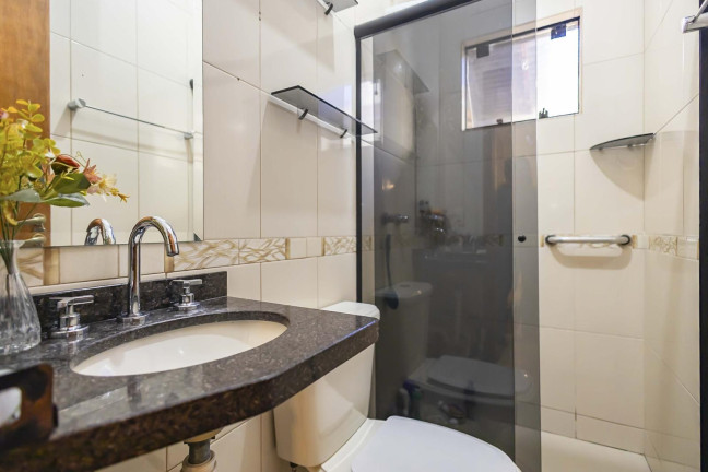 Imagem Sobrado com 3 Quartos à Venda, 164 m² em Campo Comprido - Curitiba