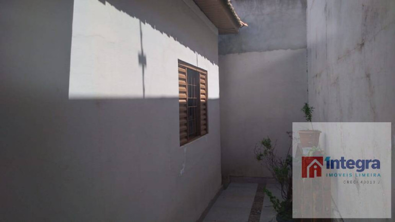 Imagem Casa com 2 Quartos à Venda, 186 m² em Vila Camargo - Limeira