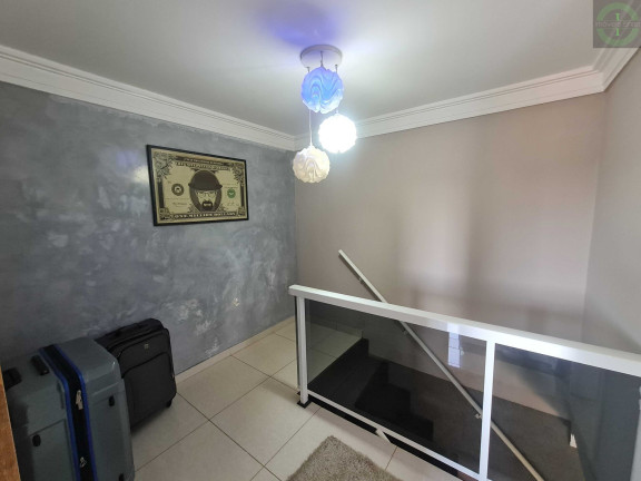 Imagem Casa com 4 Quartos à Venda, 220 m² em Contorno - Ponta Grossa Imagem Casa com 4 Quartos à Venda, 220 m² em Contorno - Ponta Grossa