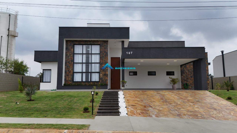 Imagem Casa com 3 Quartos à Venda, 340 m² em Caxambu - Jundiaí