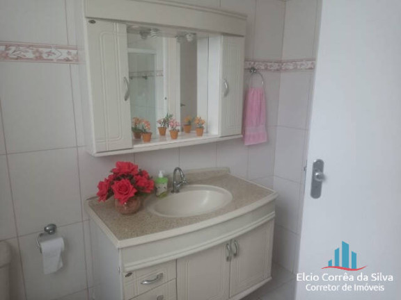 Imagem Casa com 4 Quartos à Venda, 225 m² em Vila São Jorge - São Vicente Imagem Casa com 4 Quartos à Venda, 225 m² em Vila São Jorge - São Vicente