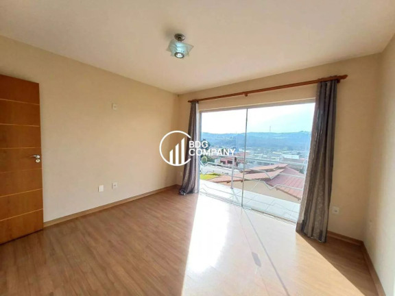 Imagem Sobrado com 3 Quartos à Venda, 195 m² em Alto Da Glória - Irati