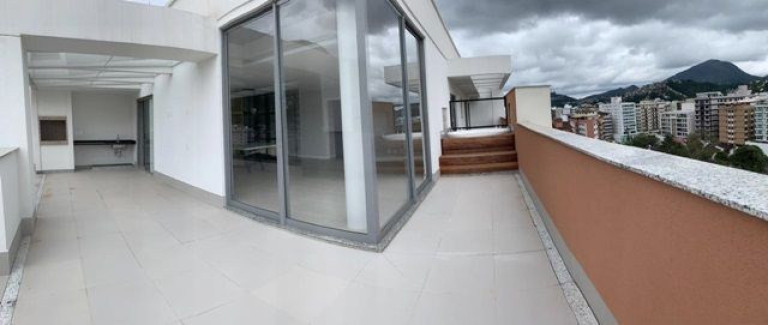 Imóvel com 4 Quartos à Venda, 210 m² em Agriões - Teresópolis