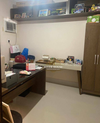 Imagem Sobrado com 4 Quartos à Venda, 160 m² em Cidade Alta - Cuiabá
