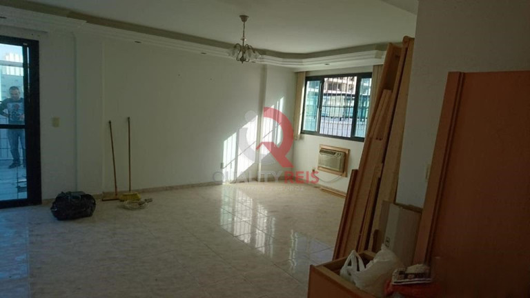 Foto do imóvel Cobertura com 4 Quartos à Venda, 158 m² em Canto Do Forte - Praia Grande